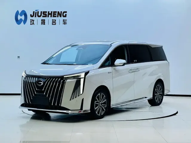 Фотография автомобиля — GAC Trumpchi M8