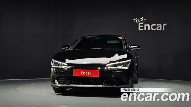 Kia EV6 — Фото автомобиля 3