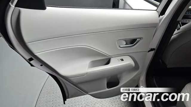 Hyundai Kona Kona (SX2) Бензин 2.0 2WD — Фото автомобиля 23