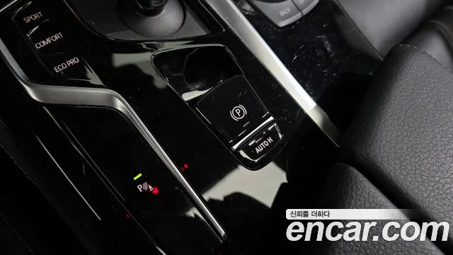BMW 5-Series — Фото автомобиля 12