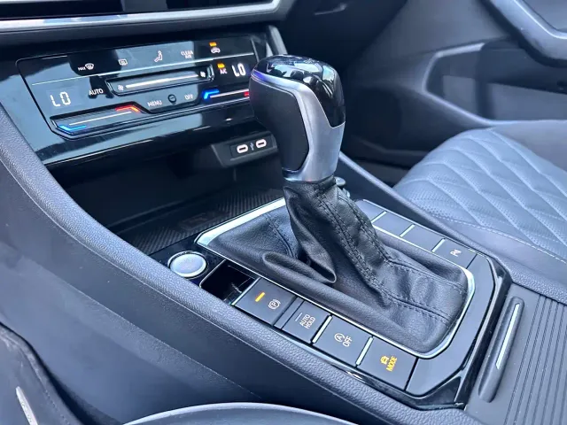 Volkswagen Sagitar — Фото автомобиля 15