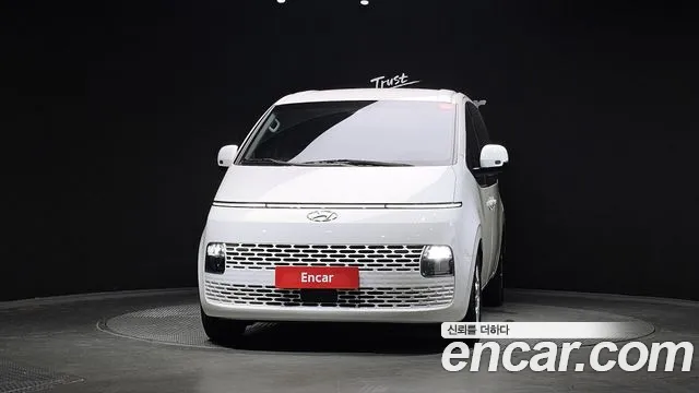 Hyundai Staria Staria Карго 3 места — Фото автомобиля 3