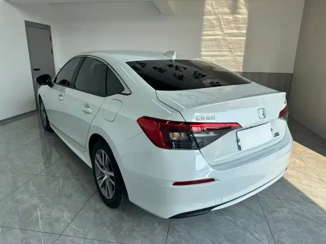 Honda Civic — Фото автомобиля 6