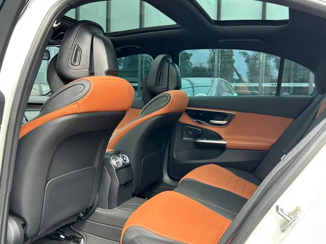 Mercedes-Benz C-Class — Фото автомобиля 9