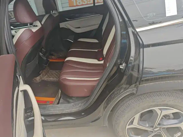 Geely Xingyue L — Фото автомобиля 11