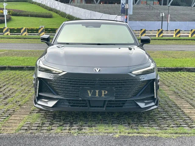 Changan UNI-V — Фото автомобиля 2