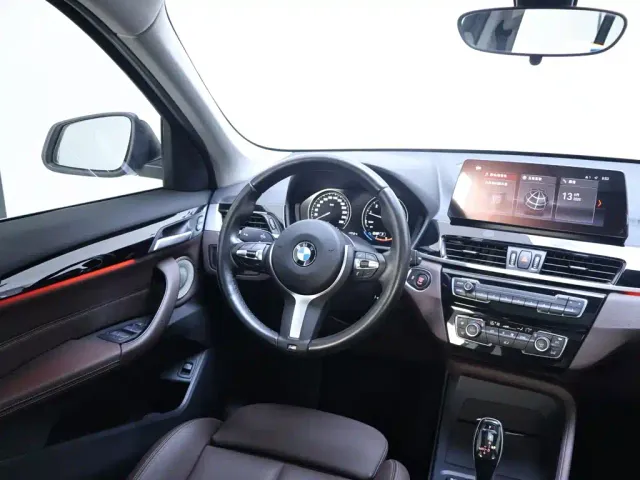 BMW X1 — Фото автомобиля 14
