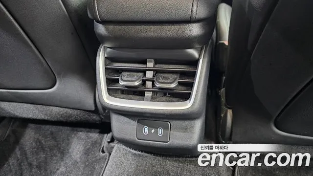 Hyundai Grandeur Grandeur (GN7) — Фото автомобиля 30