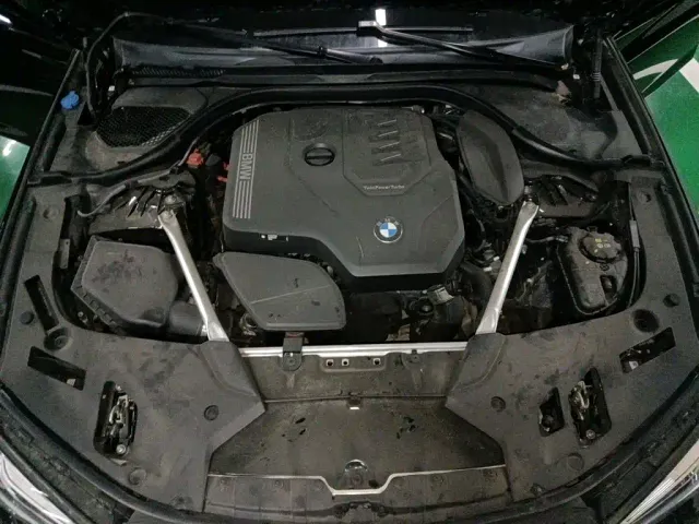 BMW 5 Series — Фото автомобиля 16