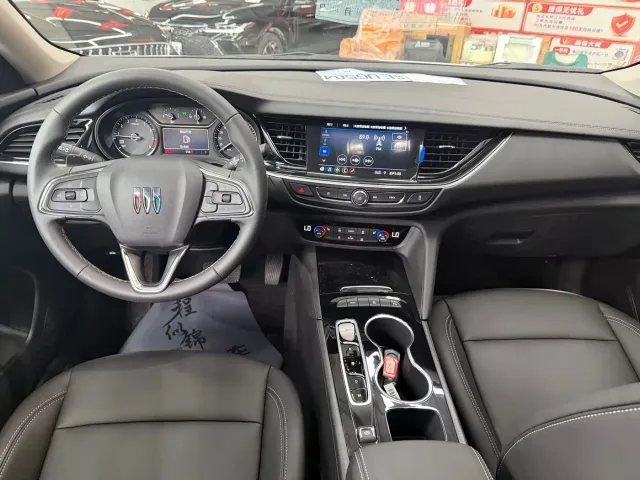 Buick Regal — Фото автомобиля 9