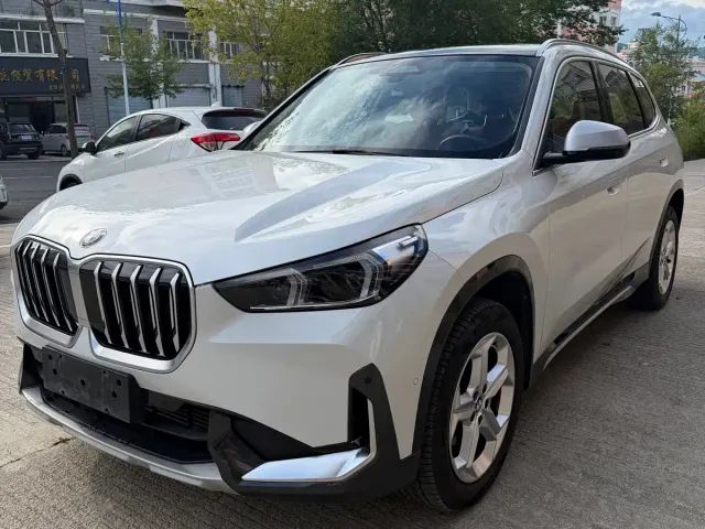 BMW X1 — Фото автомобиля 2