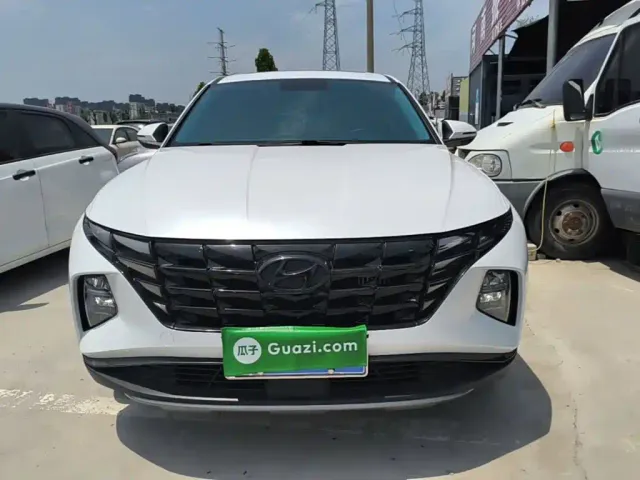 Hyundai Tucson — Фото автомобиля 2