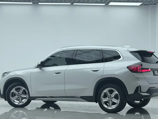 BMW X1 — Фото автомобиля 6