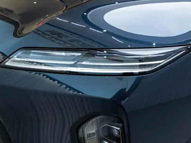 Nio ES8 — Фото автомобиля 8
