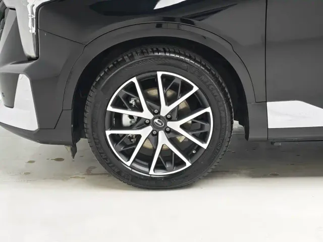 GAC Trumpchi GS8 — Фото автомобиля 8