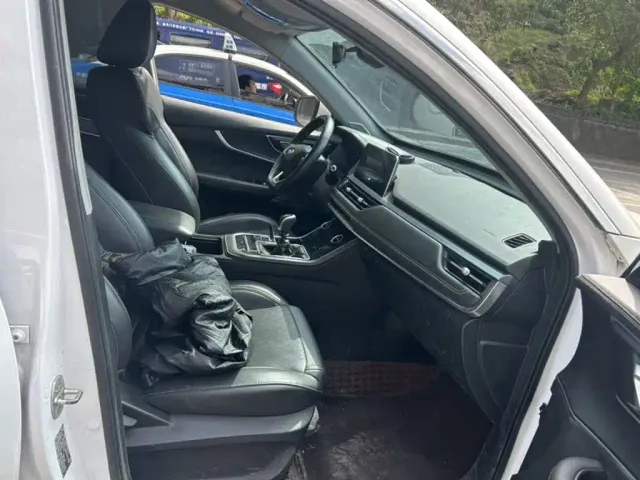 Chery Tiggo 8 — Фото автомобиля 13