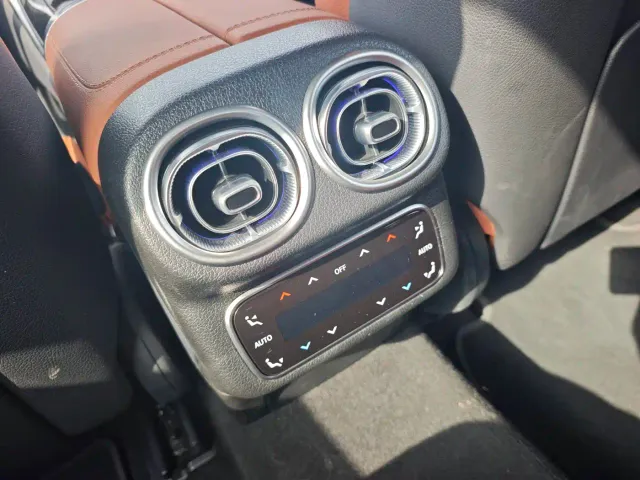 Mercedes-Benz GLC-Class — Фото автомобиля 20