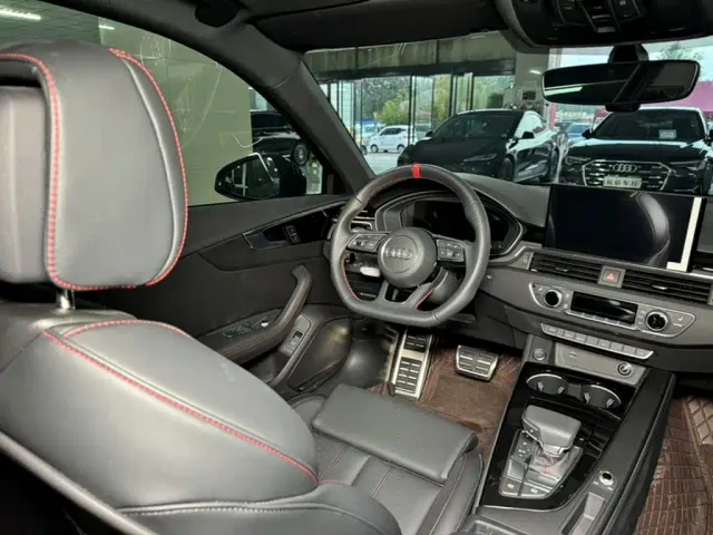 Audi A4L — Фото автомобиля 17