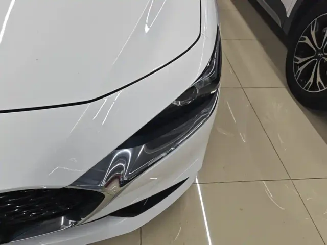 Mazda Axela — Фото автомобиля 23