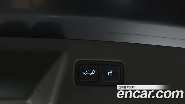 Hyundai Santa Fe MX5 — Фото автомобиля 15