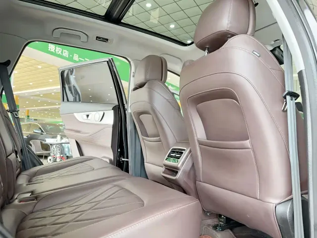 Chery Tiggo 8 PRO — Фото автомобиля 16