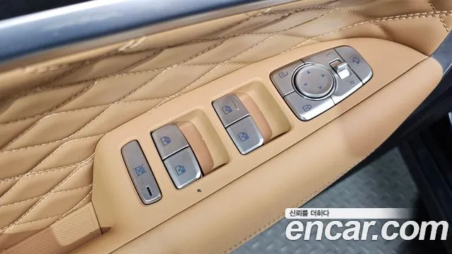 Genesis G70 — Фото автомобиля 24