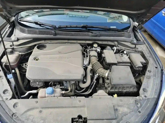 Changan Eado — Фото автомобиля 19