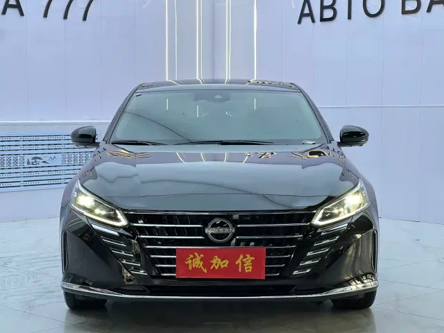 Nissan Teana — Фото автомобиля 2