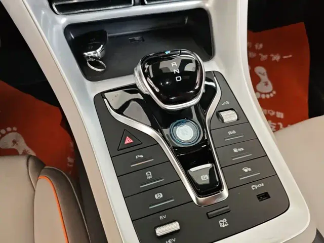 BYD Song Pro — Фото автомобиля 13
