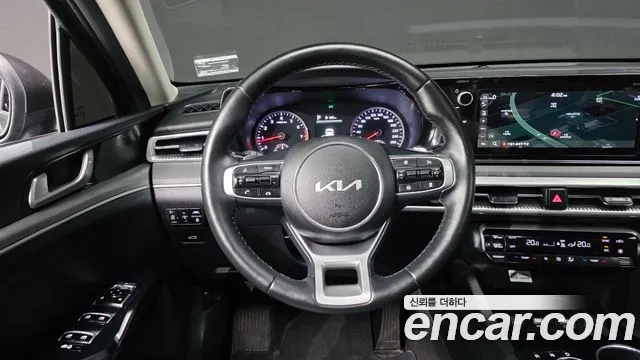 Kia K5 Generation 3 — Фото автомобиля 20