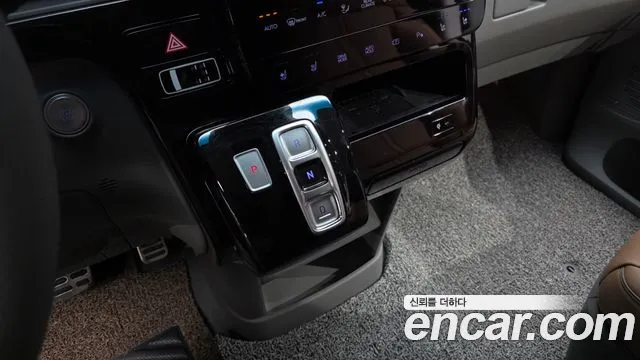 Hyundai Staria — Фото автомобиля 12