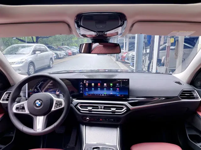 BMW 3 Series — Фото автомобиля 17