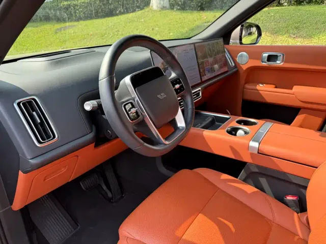Li Auto L9 — Фото автомобиля 7
