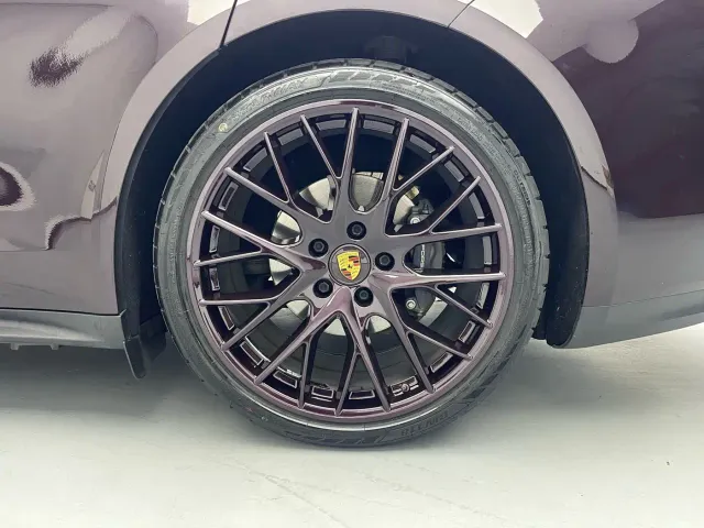Porsche Panamera — Фото автомобиля 22