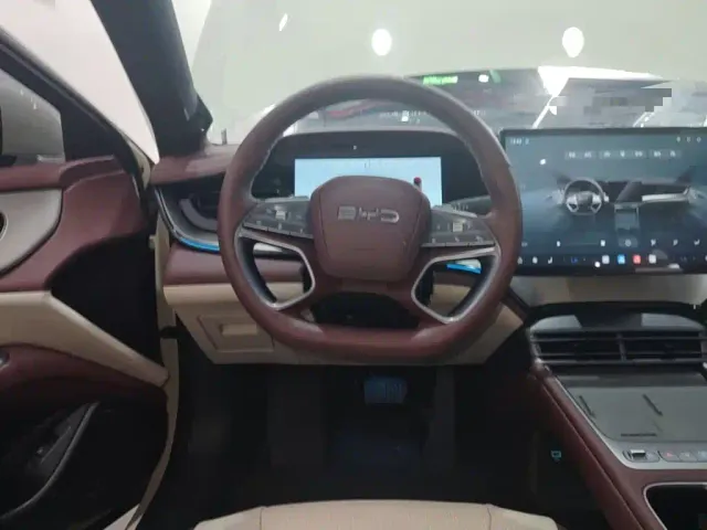 BYD Seal 07 DM-i — Фото автомобиля 10