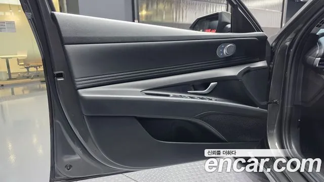 Hyundai Avante CN7 — Фото автомобиля 13