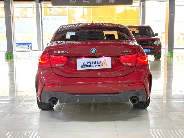BMW 1 Series — Фото автомобиля 4