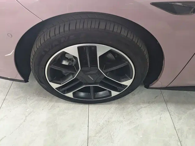 GAC Aion RT — Фото автомобиля 22