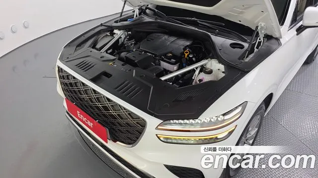 Genesis GV70 2.5T Бензин 2WD — Фото автомобиля 6