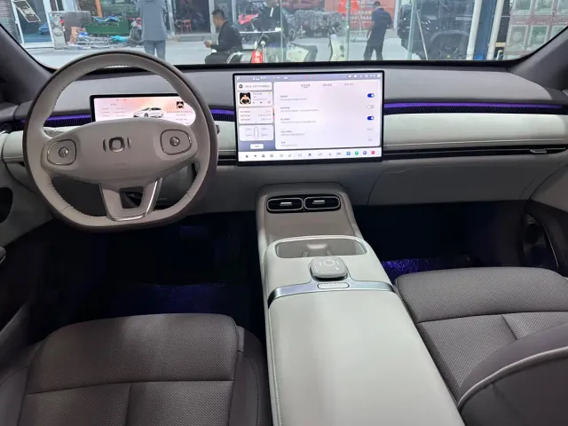 Changan Qiyuan A06 — Фото автомобиля 10