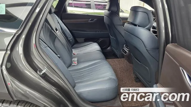 Genesis G80 RG3 — Фото автомобиля 12