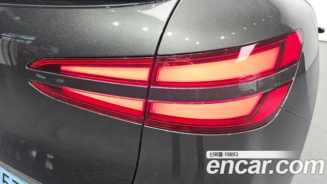 Genesis GV60 — Фото автомобиля 21