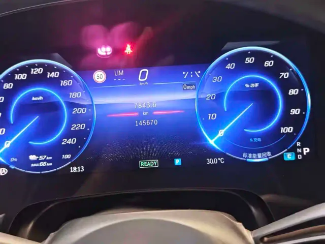 Mercedes-Benz EQS — Фото автомобиля 9
