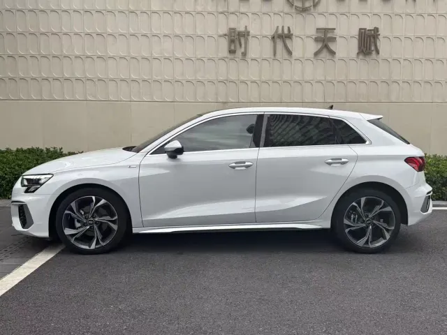 Audi A3 — Фото автомобиля 3
