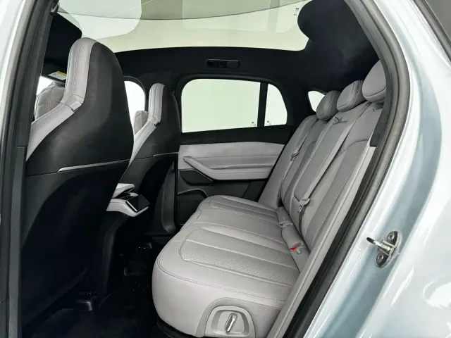 Nio EC6 — Фото автомобиля 10