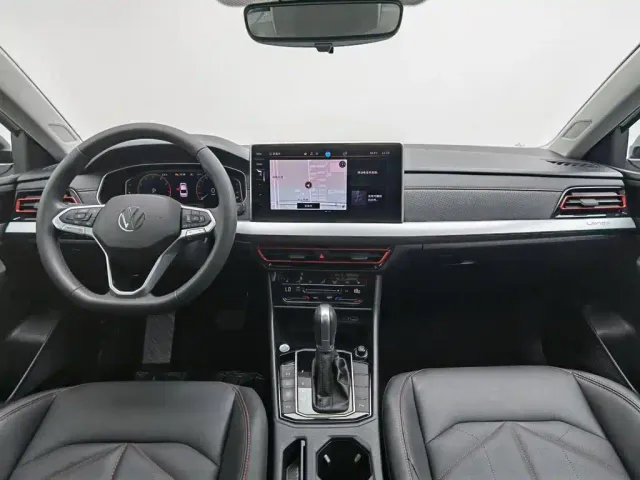 Volkswagen Lavida — Фото автомобиля 5