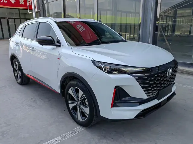 Changan CS55 Plus — Фото автомобиля 3