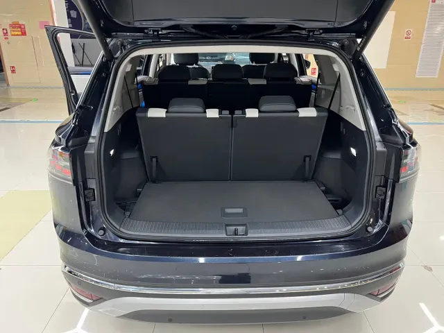 Volkswagen ID.6 Crozz — Фото автомобиля 9