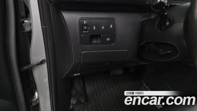 Hyundai Staria — Фото автомобиля 19