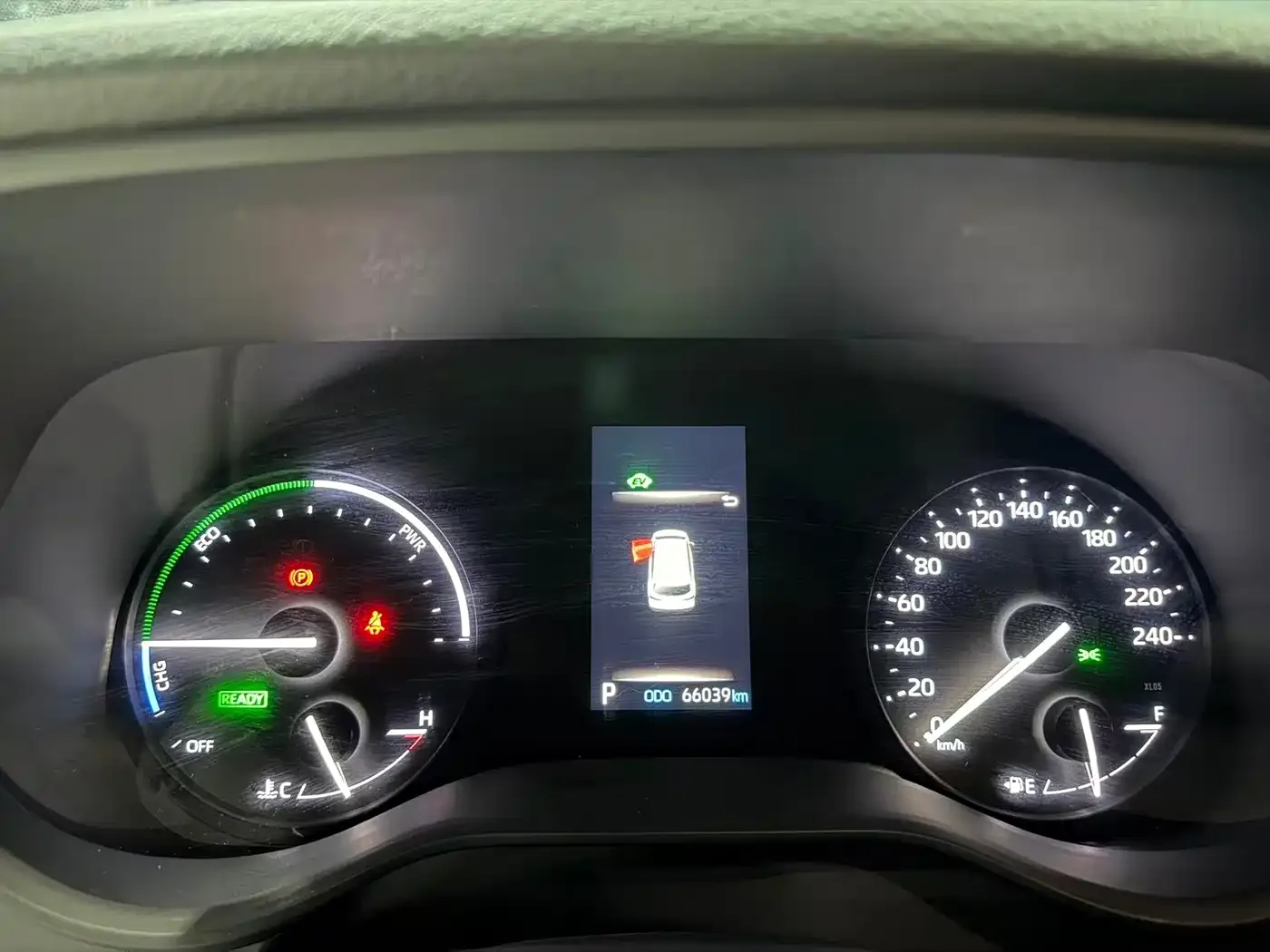 Toyota Granvia 2022 2.5L Hybrid Noble Edition — Фото автомобиля 14